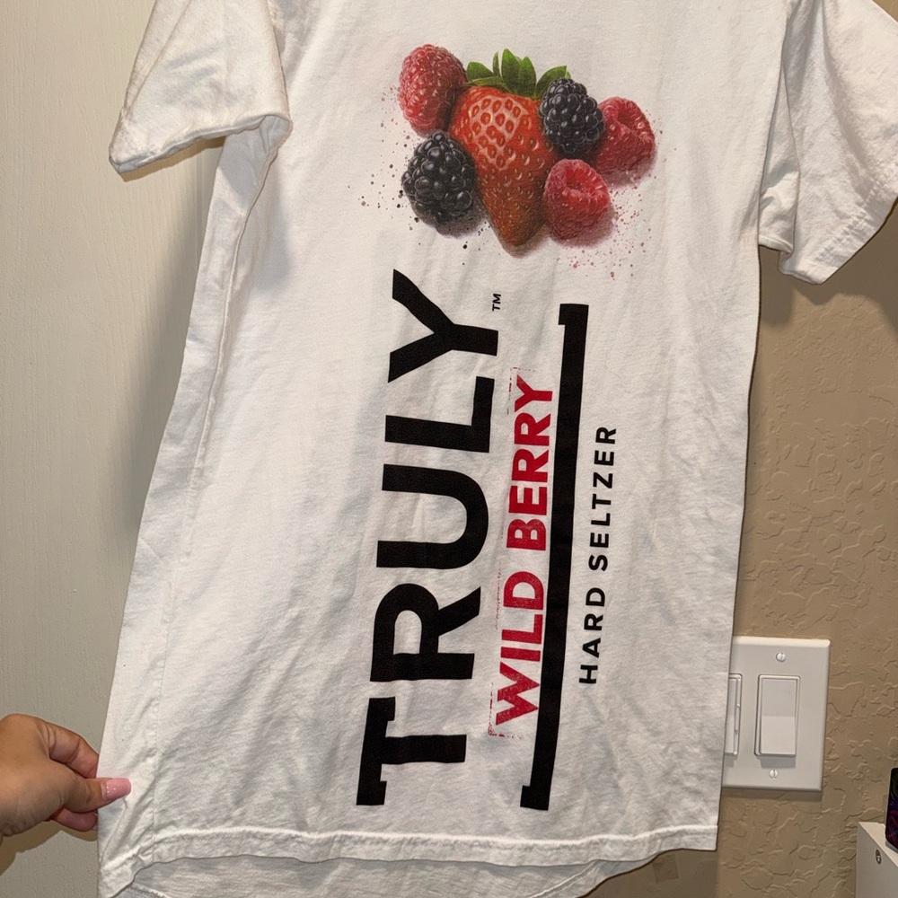 Truly Wild Berry Graphic Tee - Picture 4 of 4
